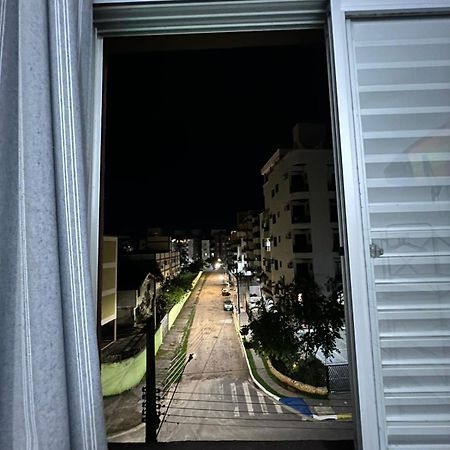 Apartamento Amplo E Belissimo! - 3 Quadras Do Mar! Гуаружа Экстерьер фото