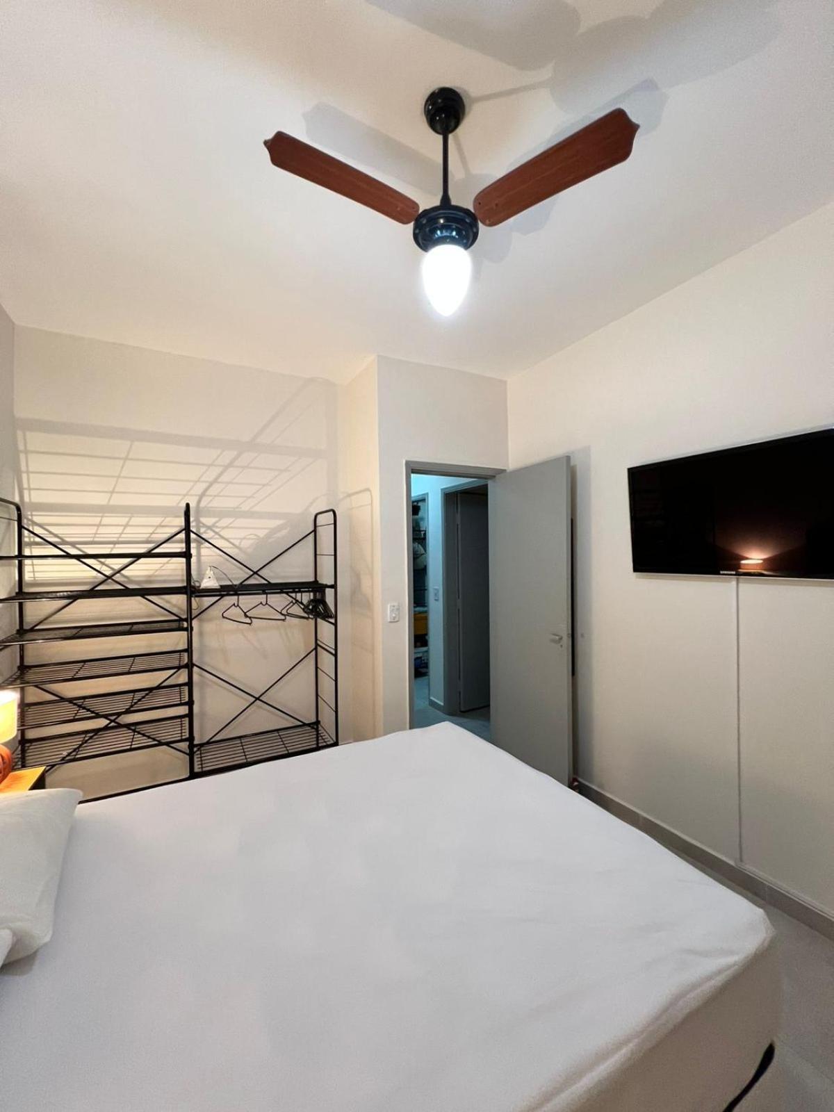 Apartamento Amplo E Belissimo! - 3 Quadras Do Mar! Гуаружа Экстерьер фото